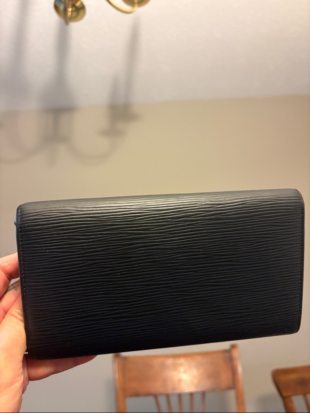Louis Vuitton Black Epi magenta Leather Trifold Wallet in excellent condition - Picture 8 of 10